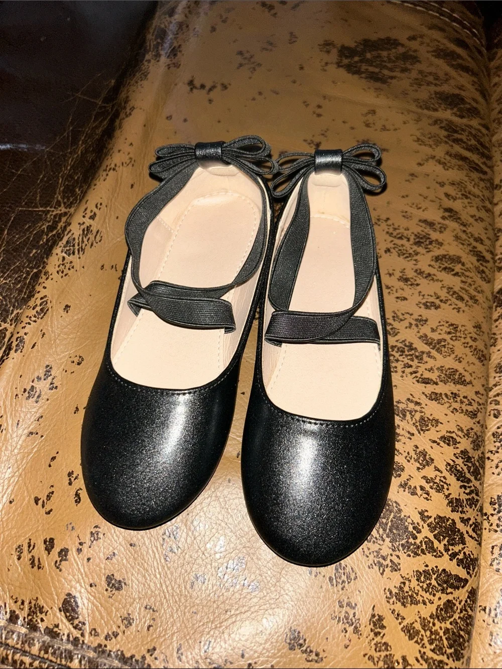 Black Ballet Flat with Bow - Women's Classic Mary Jane
